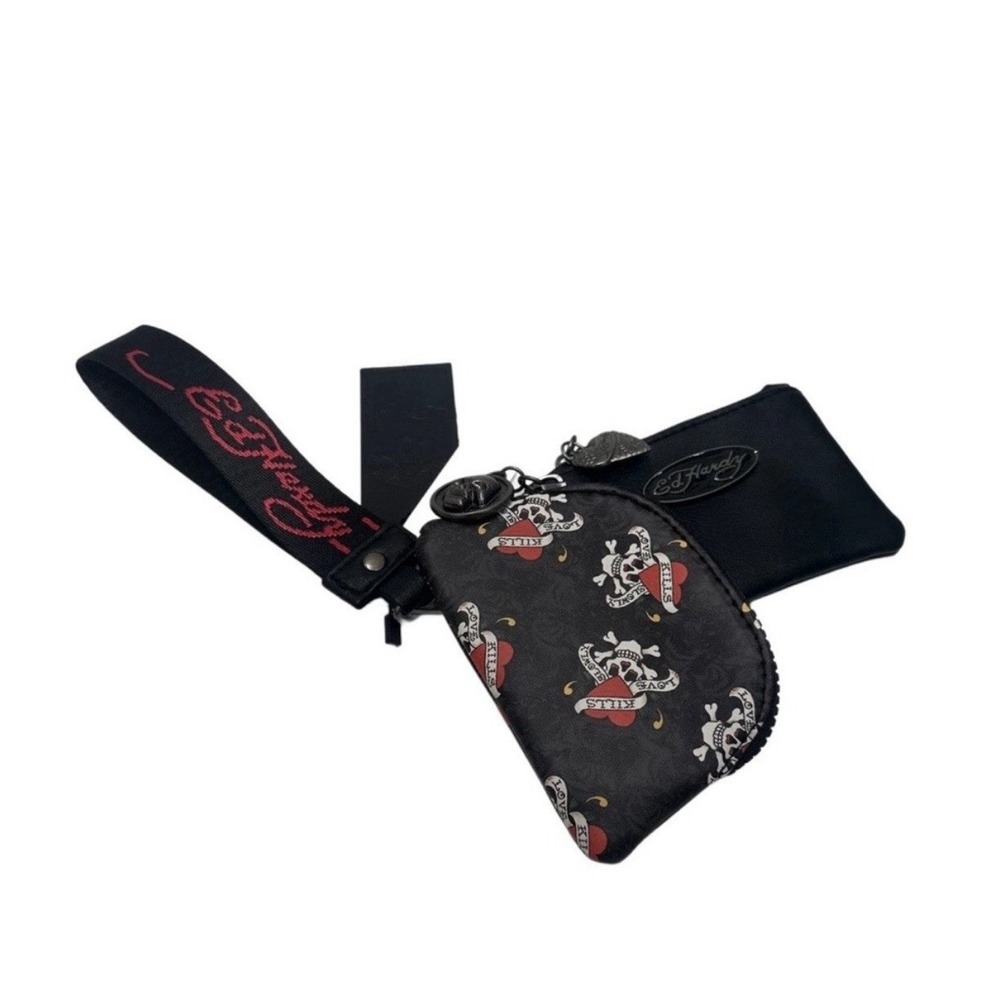 Ed Hardy Key Chain Wristlet Credit Card Holder Black Skulls NWT